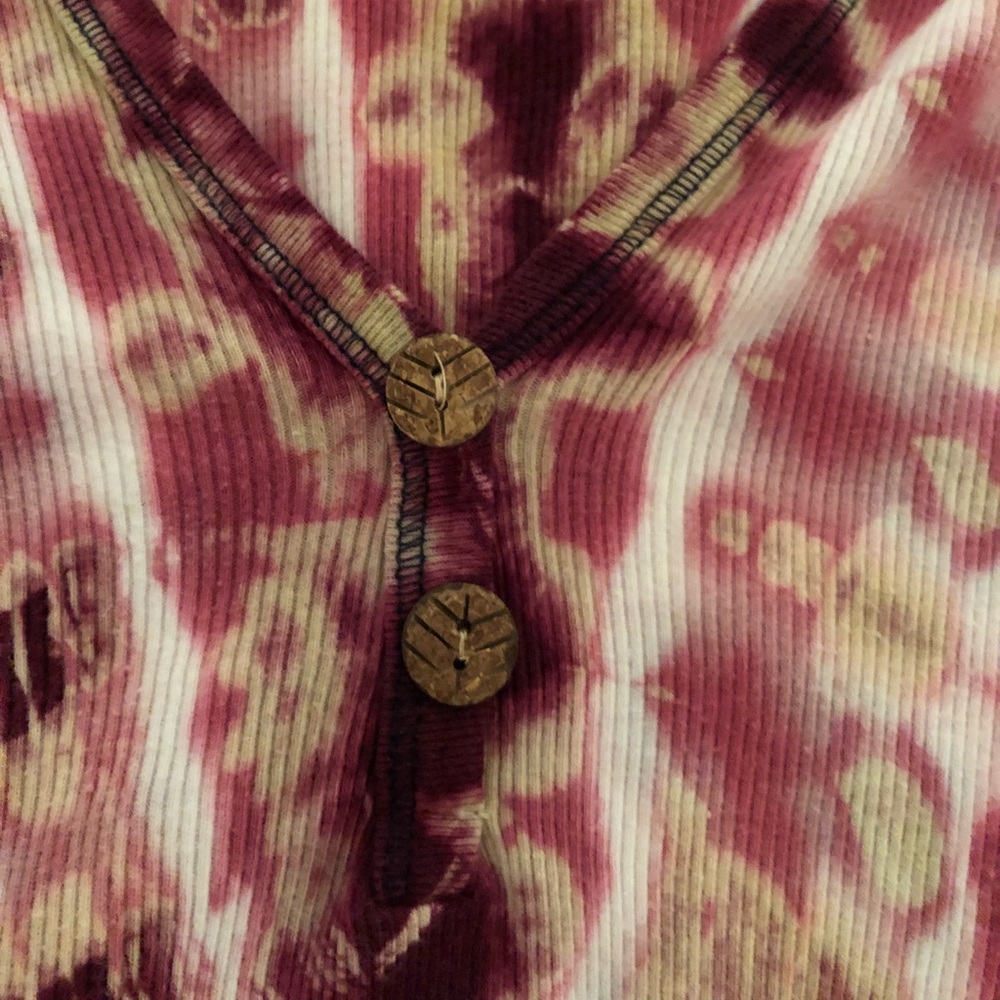Cute blouse - Picture 3 of 5